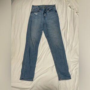 american eagle mom jeans. size 0 regular.